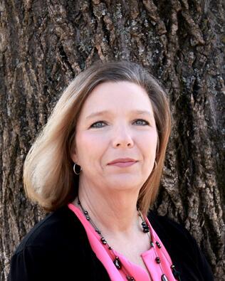 Headshot of Shannon Howard