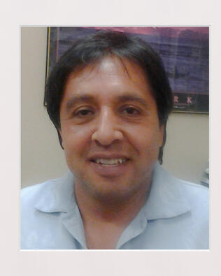 Headshot of Juan Patino