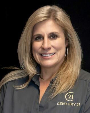Headshot of Lisa Klein