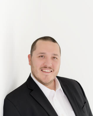 Headshot of Andrew Durham