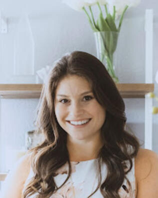 Headshot of Lynzee Alvarez, PA