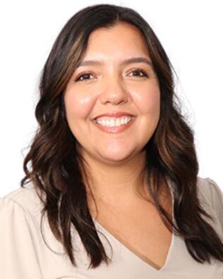Headshot of Rebecca Arreola