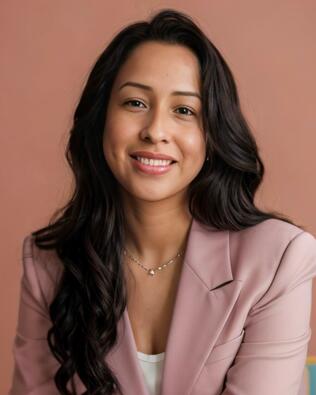 Headshot of Brenda Garcia