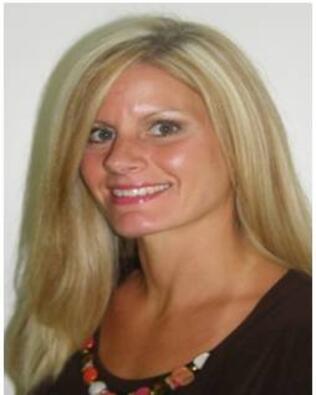 Headshot of Kimberly McQuillan