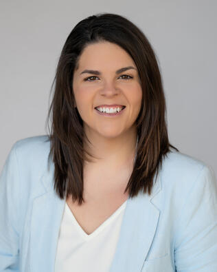 Headshot of Kacy McMahan