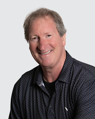 Headshot of Adam Yorks