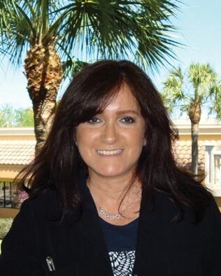 Headshot of Sandra Cuozzo