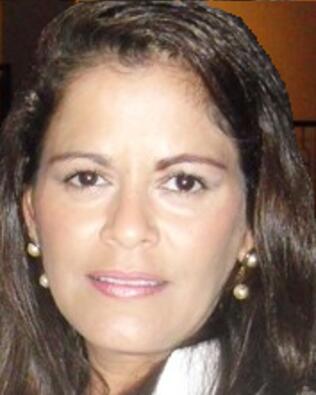 Headshot of Hazel Isabel Arroyo
