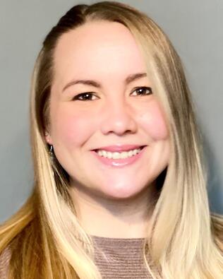 Headshot of Amber Egeland