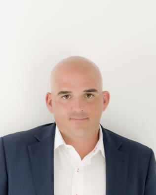 Headshot of Nicholas Maria