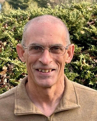 Headshot of Michael Lindley