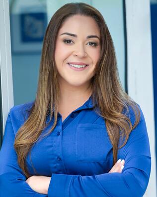 Headshot of Angela Salazar