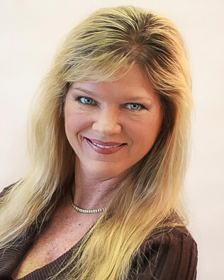 Headshot of Renee Wyrick