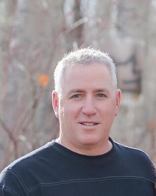 Headshot of Frank Schmitz