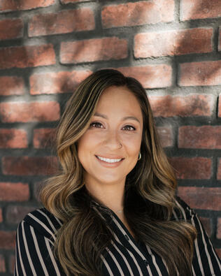 Headshot of Alexis Gelz