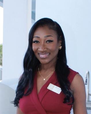 Headshot of Latreisha Thompson