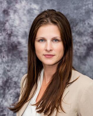 Headshot of Alicia Carvalho