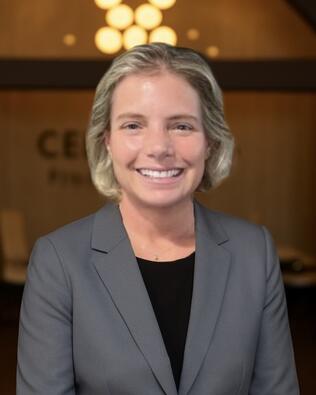 Headshot of Michelle Halloran