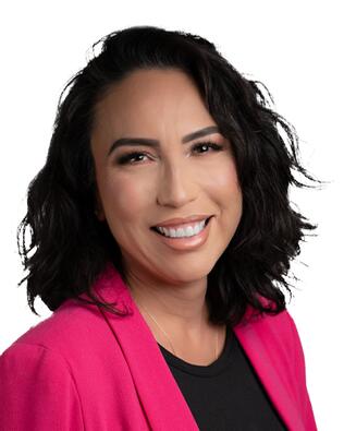 Headshot of Brenda Ruiz