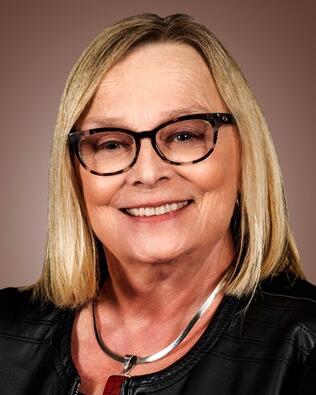 Headshot of Sue Barre
