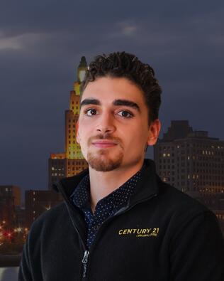 Headshot of Jared Granda
