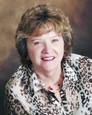 Headshot of Christine Boeve