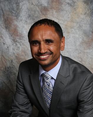 Headshot of Gee Singh