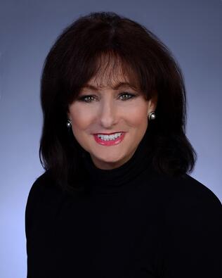 Headshot of Diane Neustadter