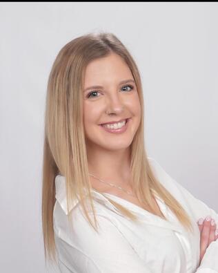 Headshot of MACKENZIE BRIDGES-FEDOR