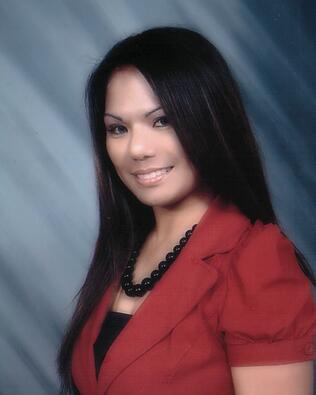 Headshot of Ellen Gutierrez