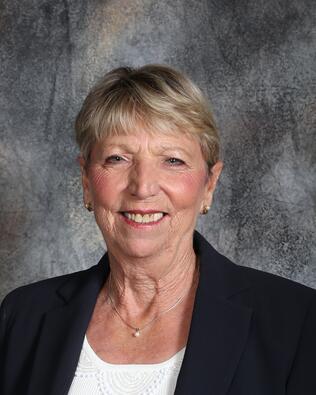 Headshot of Linda Riley