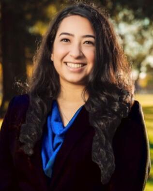 Headshot of Genesis Serna
