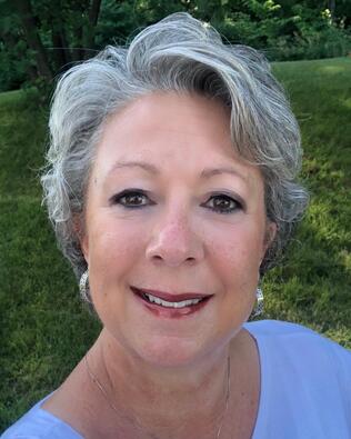Headshot of Debbie Miller