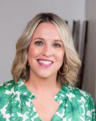 Headshot of Kelsey Sparks Eaton