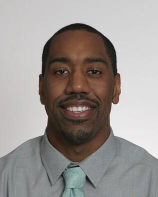 Headshot of Nathaniel Armstrong