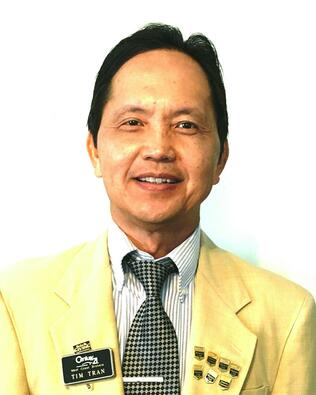 Headshot of Tim Tran