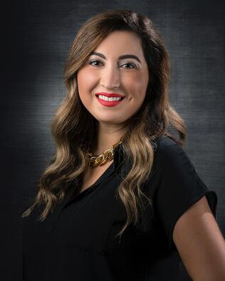 Headshot of Laura Diaz