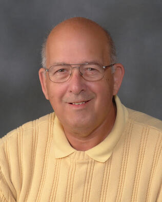 Headshot of Steve Hall