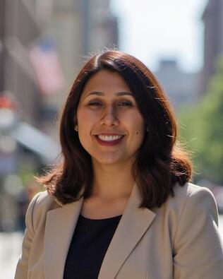Headshot of Manmeet Kang