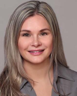 Headshot of Elena Abakumova