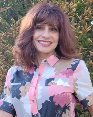 Headshot of Tatyana Gold