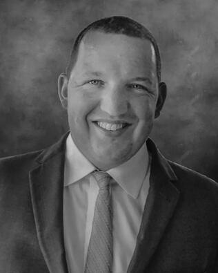 Headshot of Frank Savits