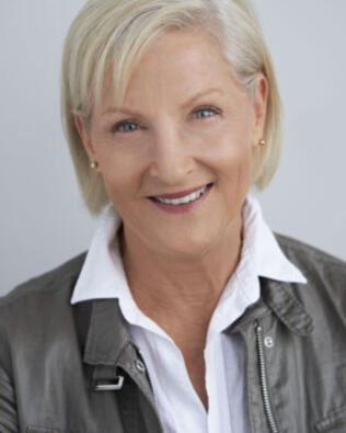 Headshot of Susan Schmidt