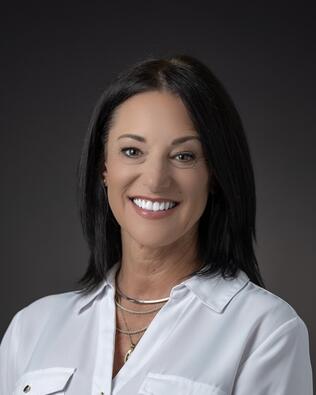 Headshot of Michelle Reilly