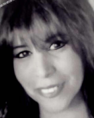 Headshot of Carol flores
