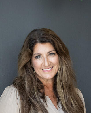 Headshot of Sherine Loudermilk