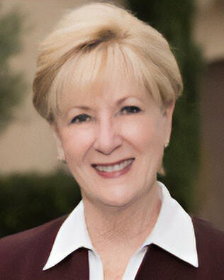 Headshot of Diane Hogencamp