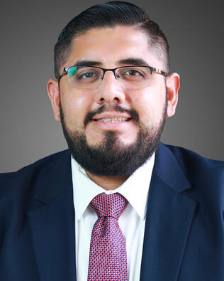Headshot of Henry Solis