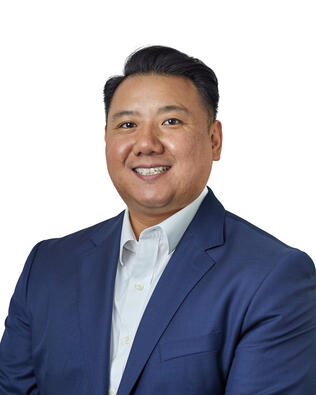 Headshot of Kent Khnor
