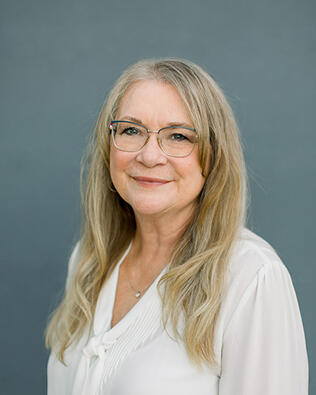 Headshot of Nancy Sanders